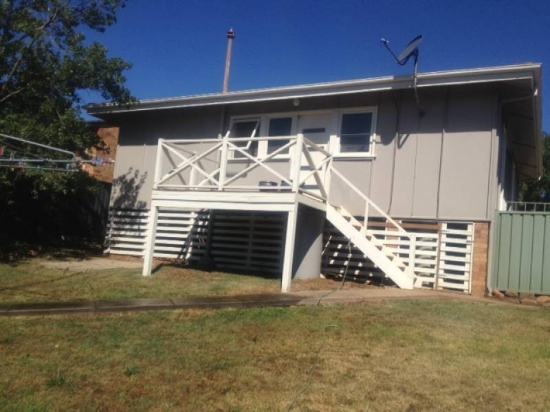 30 Tobruk Ave, Muswellbrook NSW 2333