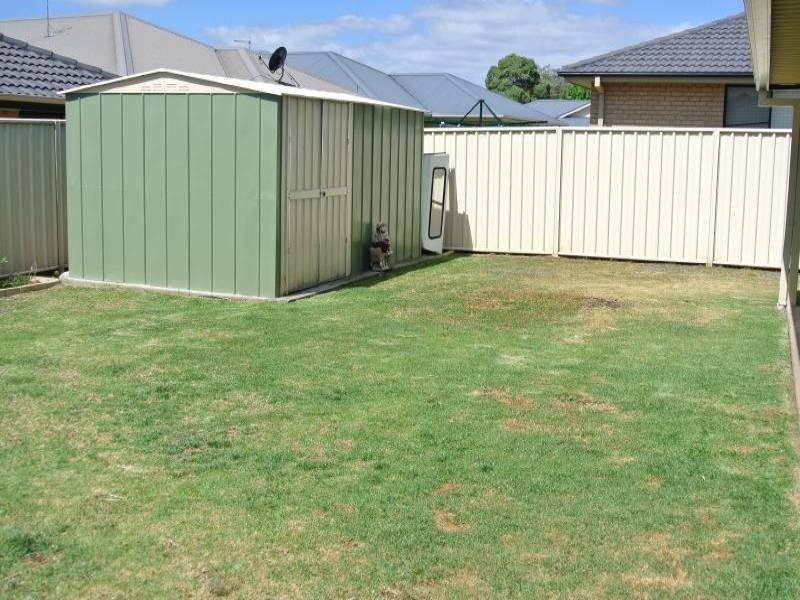 24 Bowman Street, Muswellbrook NSW 2333