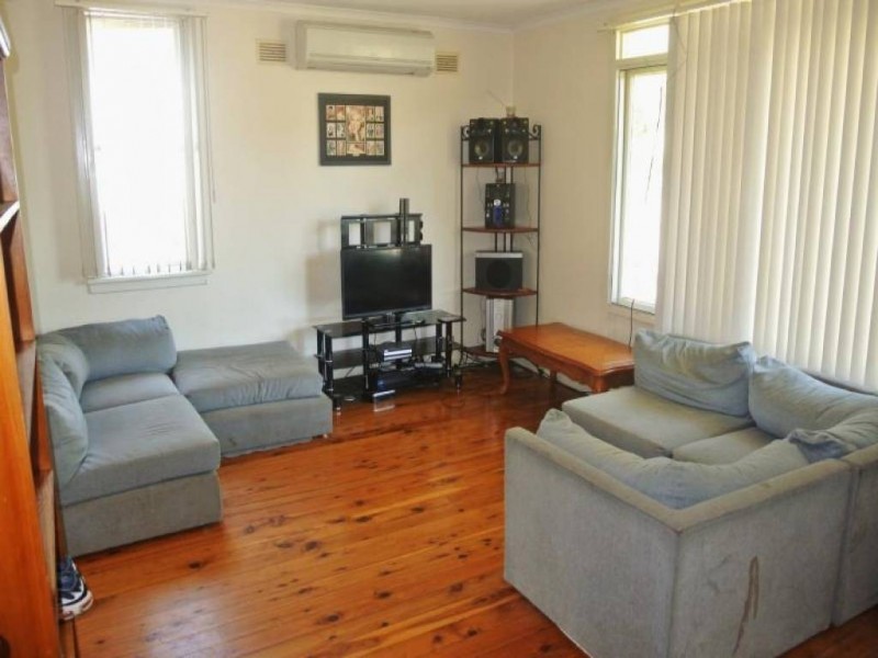 40 Anzac Parade, Muswellbrook NSW 2333