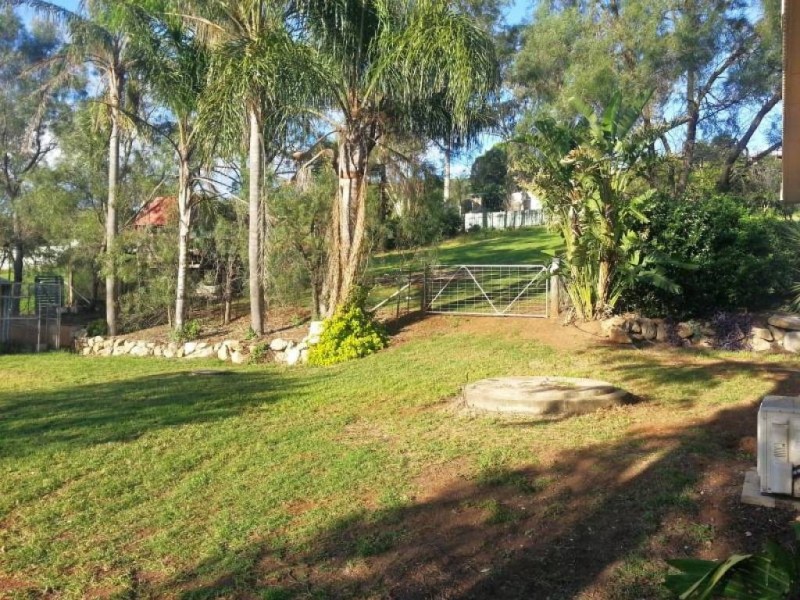 2-6 St Heliers Street, Aberdeen NSW 2336