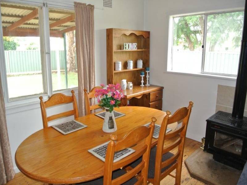 28 St Heliers Street, Aberdeen NSW 2336
