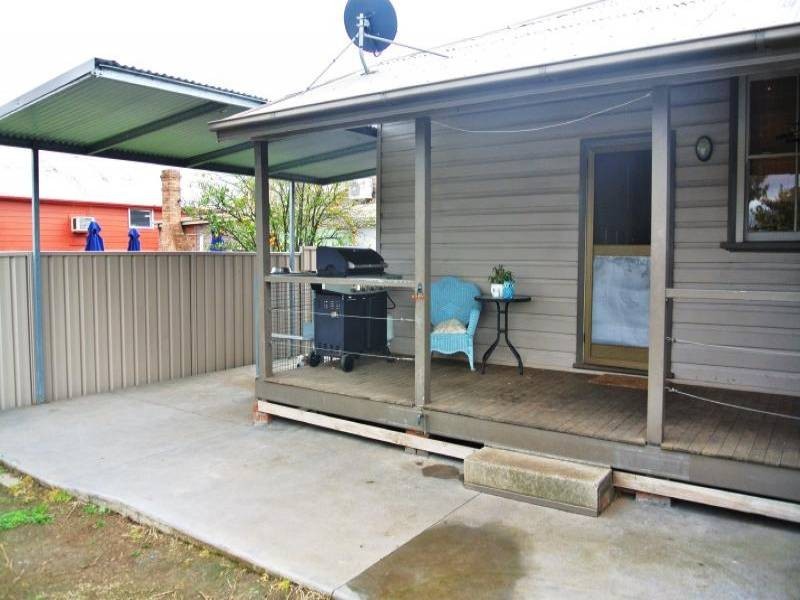 19 Ogilvie Street, Denman NSW 2328