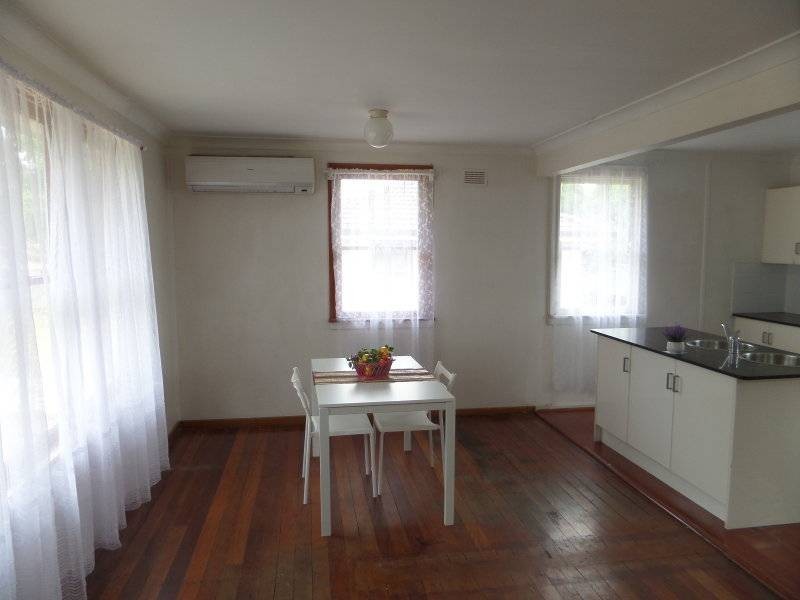 26 Anzac Parade, Muswellbrook NSW 2333