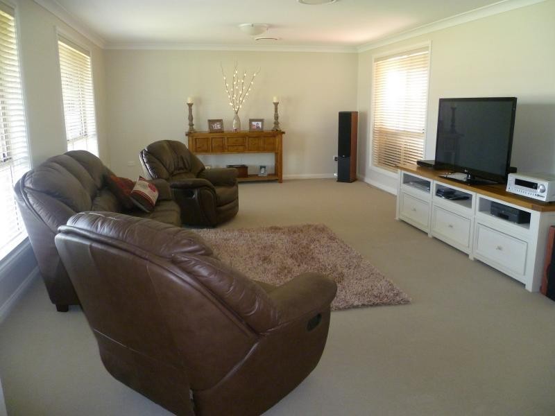 15 Silky Oak Close, Muswellbrook NSW 2333