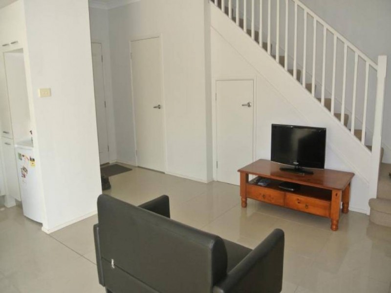 24/15 Lofberg Court, Muswellbrook NSW 2333