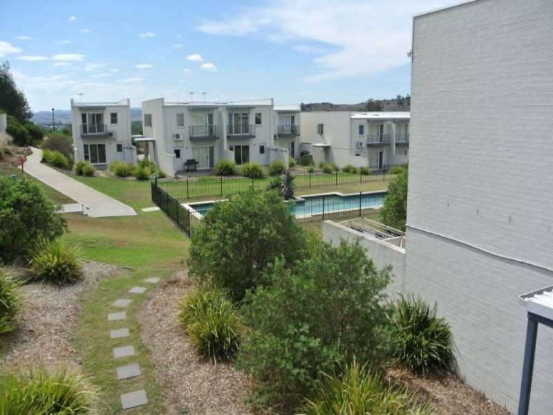 24/15 Lofberg Court, Muswellbrook NSW 2333