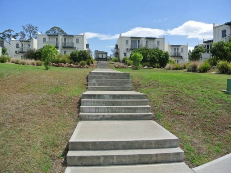 24/15 Lofberg Court, Muswellbrook NSW 2333