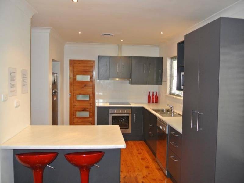 42 Thompson Street, Muswellbrook NSW 2333