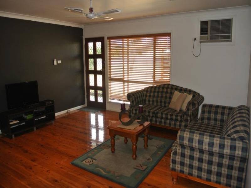 42 Thompson Street, Muswellbrook NSW 2333