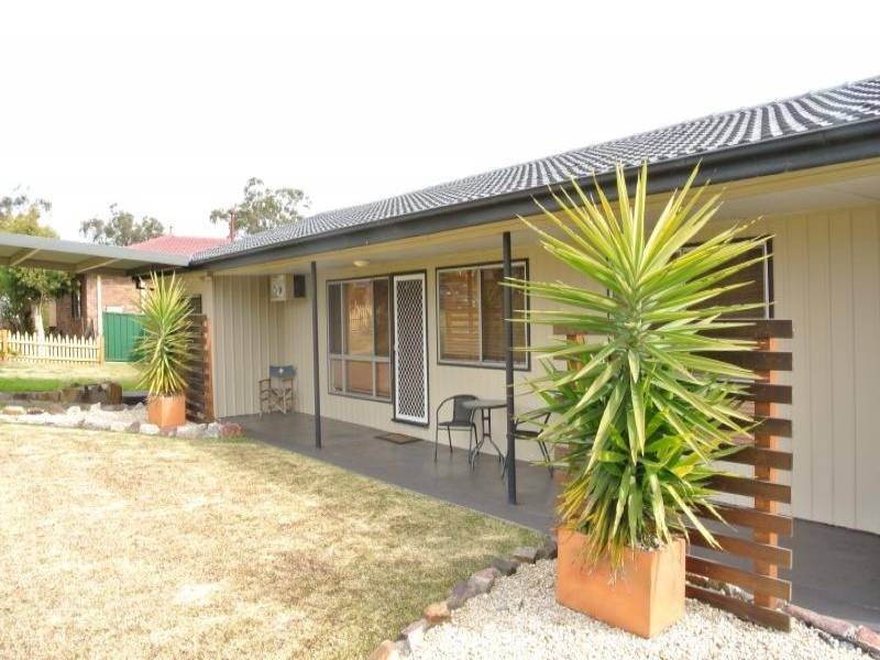 42 Thompson Street, Muswellbrook NSW 2333