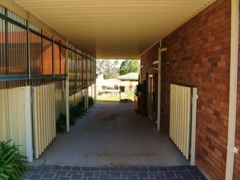 52 Humphries Street, Muswellbrook NSW 2333