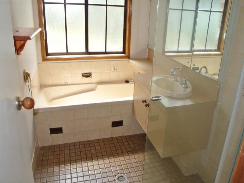 7 Burgundy Street, Muswellbrook NSW 2333