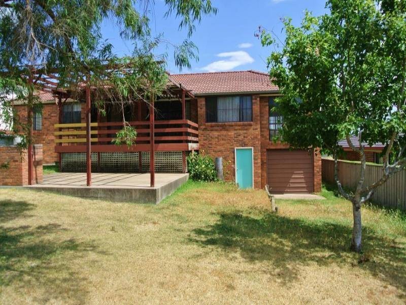 7 Burgundy Street, Muswellbrook NSW 2333