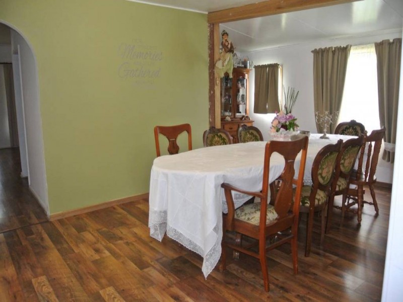 11 Virginia Street, Denman NSW 2328