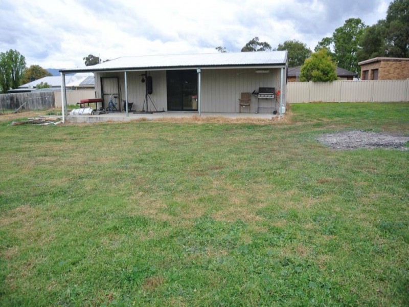 11 Virginia Street, Denman NSW 2328