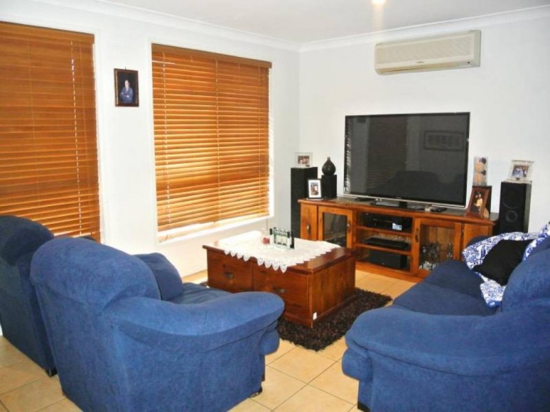 63 Calgaroo Ave, Muswellbrook NSW 2333