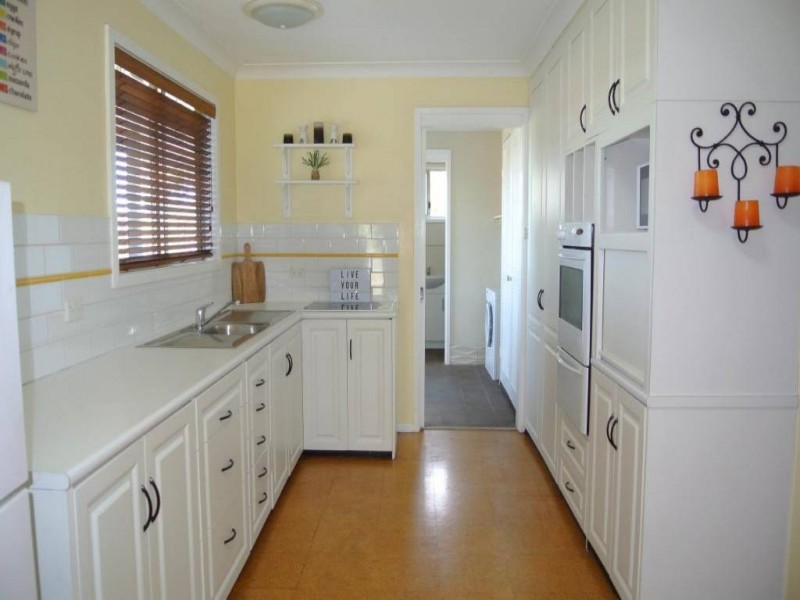 4 Thompson Street, Muswellbrook NSW 2333