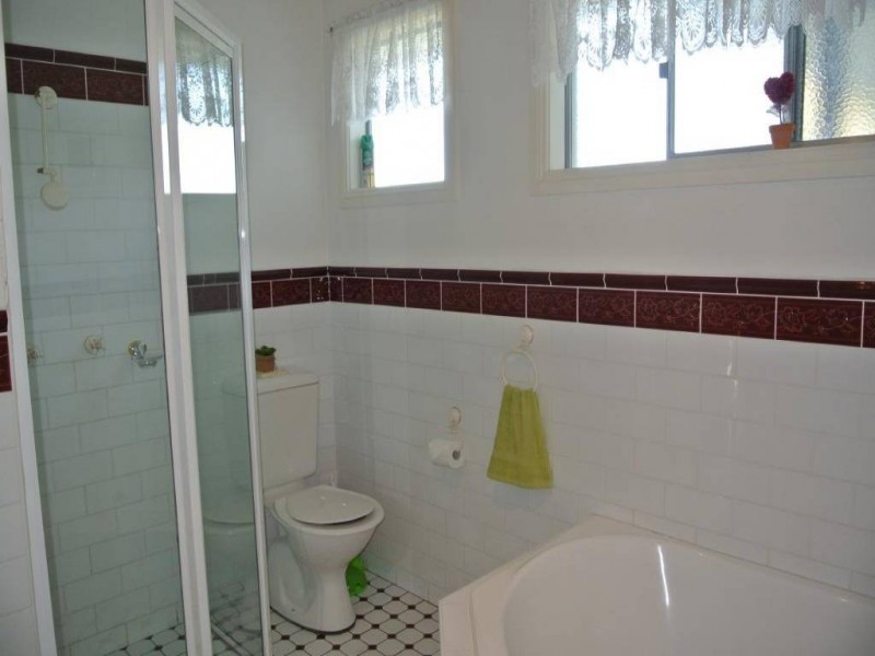 4 Thompson Street, Muswellbrook NSW 2333