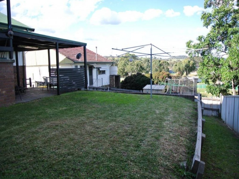 4 Thompson Street, Muswellbrook NSW 2333