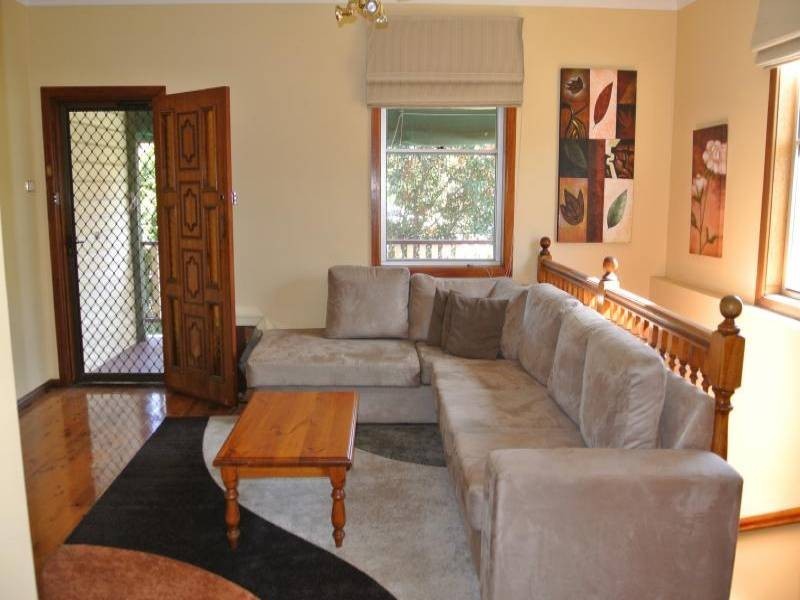 37 Carl St, Muswellbrook NSW 2333