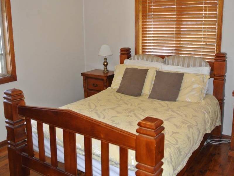 37 Carl St, Muswellbrook NSW 2333