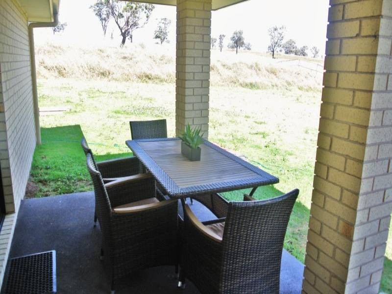 36 Chivers Circuit, Muswellbrook NSW 2333