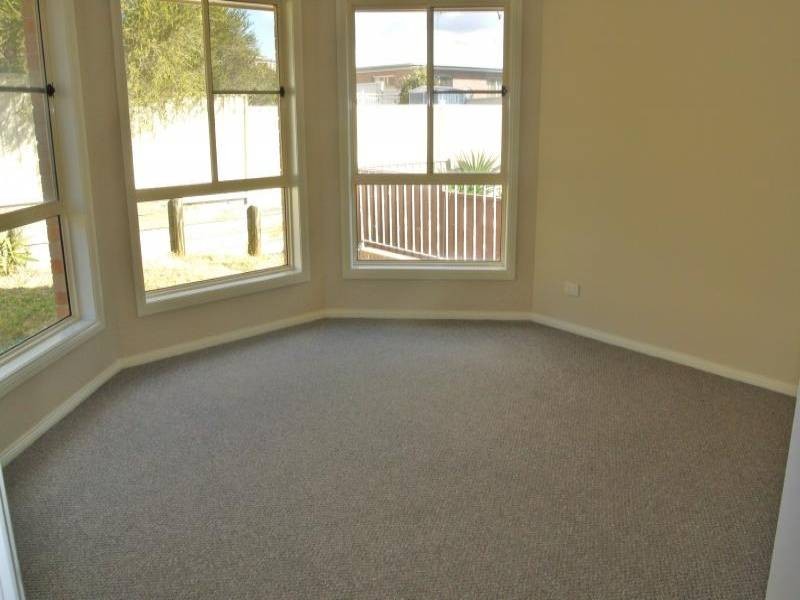 19 Calgaroo Ave, Muswellbrook NSW 2333