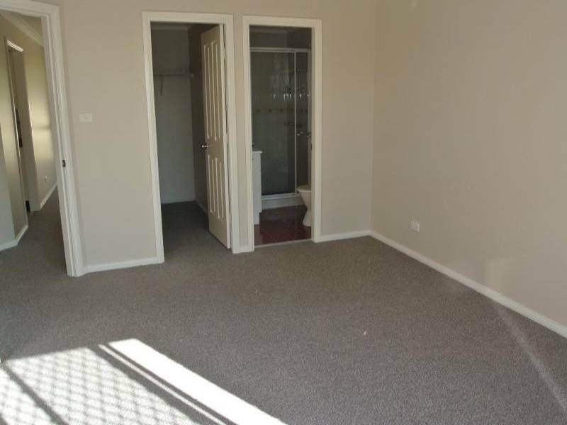 19 Calgaroo Ave, Muswellbrook NSW 2333