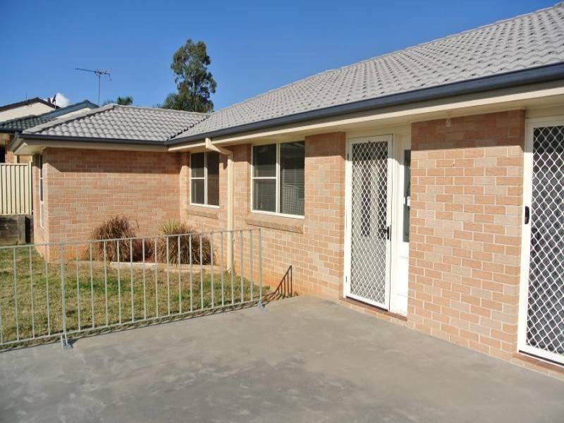 19 Calgaroo Ave, Muswellbrook NSW 2333