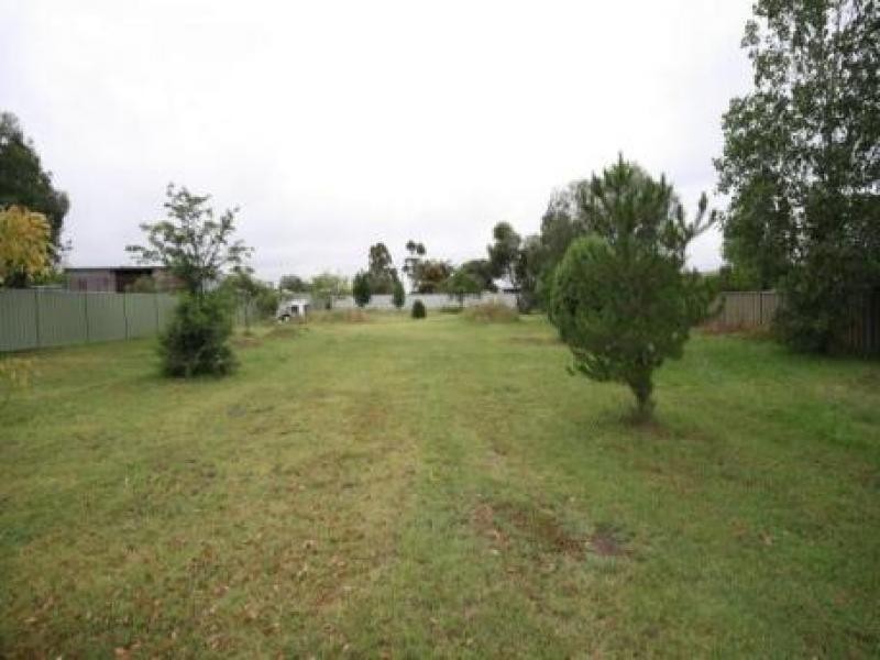 16 Martindale Street, Denman NSW 2328