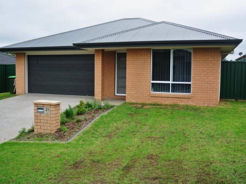 21 Jean Street, Muswellbrook NSW 2333