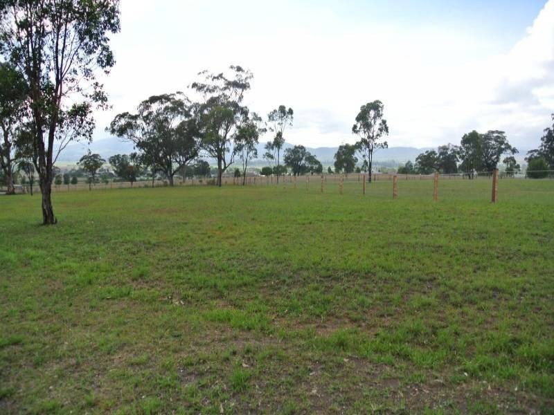 13B Grey Gum Road, Denman NSW 2328