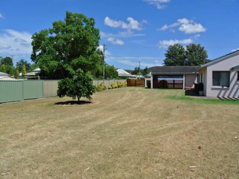 15-17 Paxton Street, Denman NSW 2328