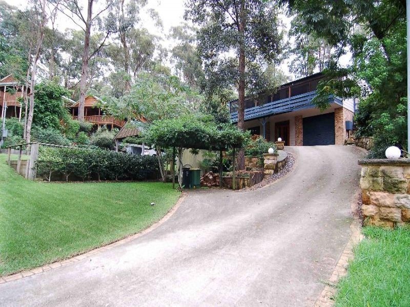 15 Currawong Crescent, Bowen Mountain NSW 2753