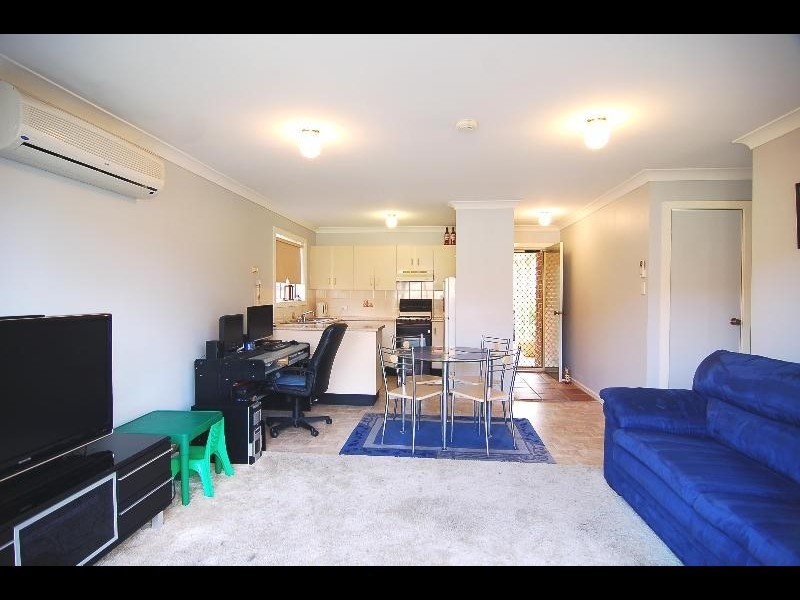 65 John Tebbutt Place, Richmond NSW 2753