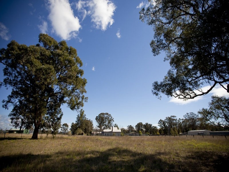 63 Level Crossing Road, Vineyard NSW 2765