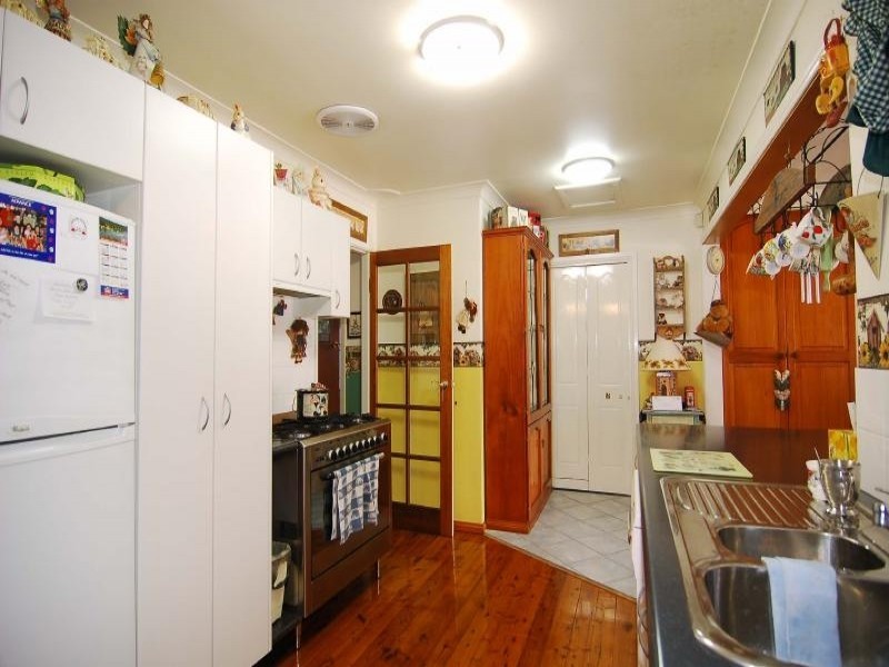 8 Woods Road, South Windsor NSW 2756