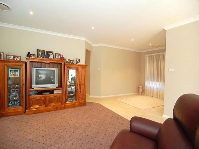 Mcgraths Hill NSW 2756