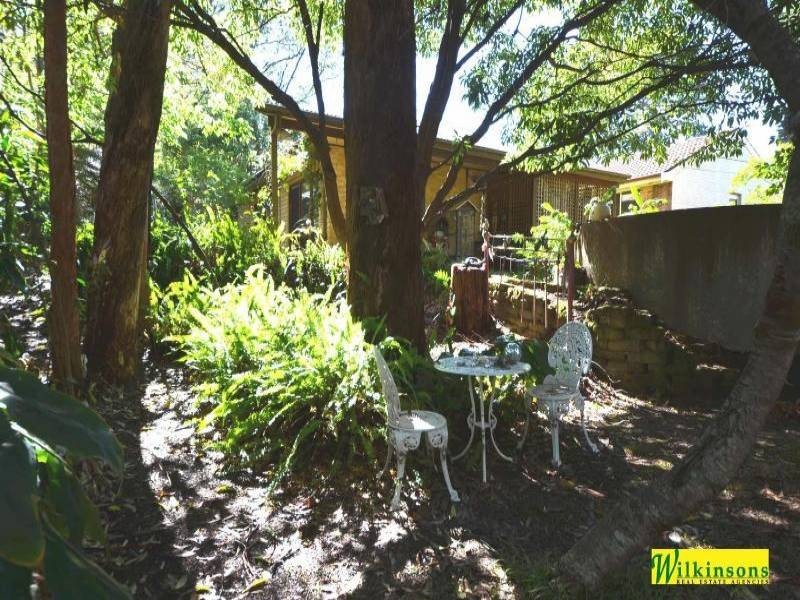 35 Burralow Road,, Kurrajong Heights NSW 2758