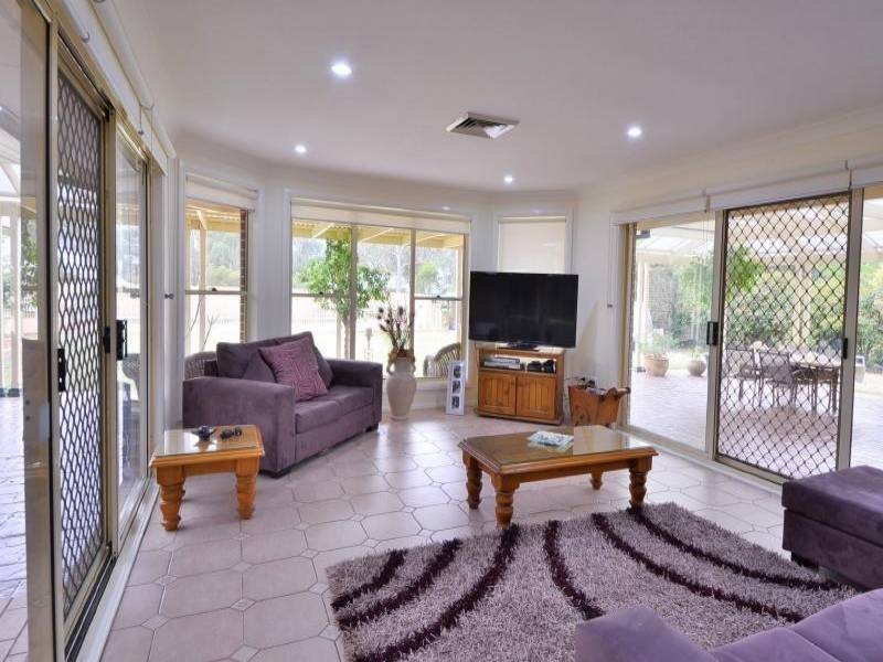 14 Diamantina Avenue, Windsor Downs NSW 2756