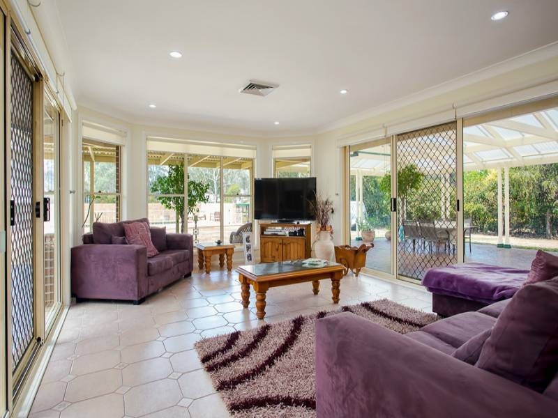 14 Diamantina Avenue, Windsor Downs NSW 2756