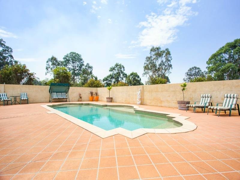 14 Diamantina Avenue, Windsor Downs NSW 2756