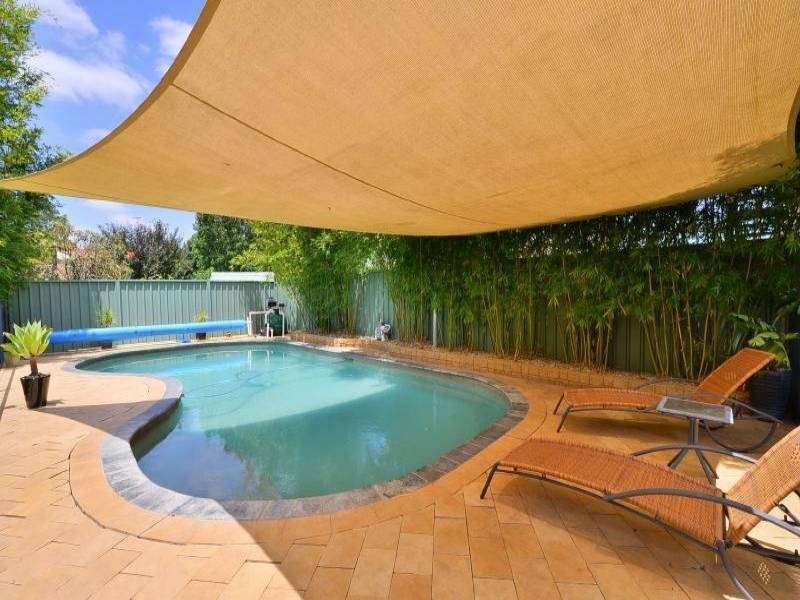 30 Smallwood Road, Mcgraths Hill NSW 2756