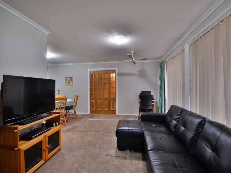 5 Scarsborough Crescent, Bligh Park NSW 2756