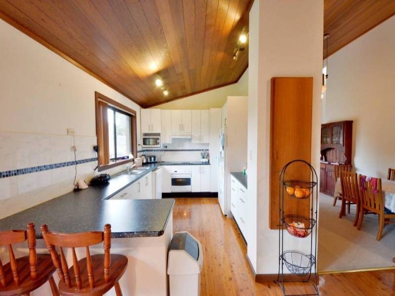 64 Bowen Mountain Road,, Bowen Mountain NSW 2753