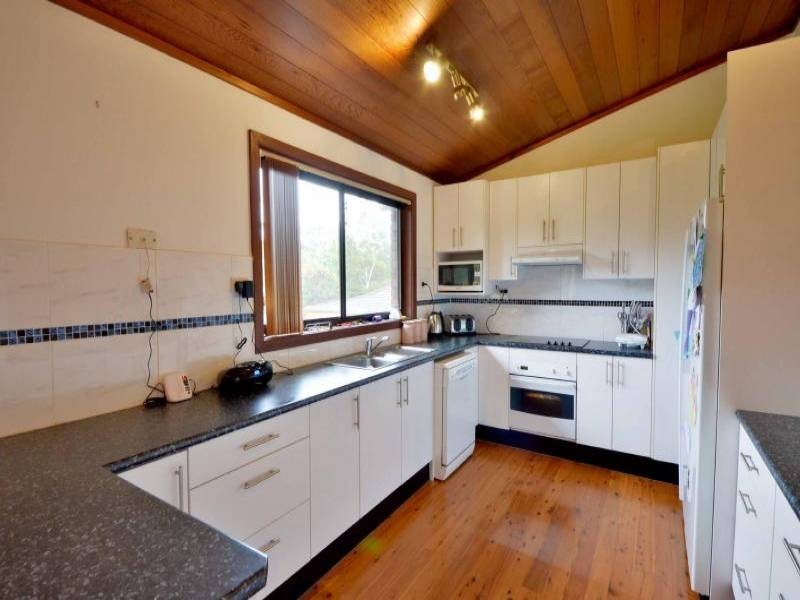 64 Bowen Mountain Road,, Bowen Mountain NSW 2753