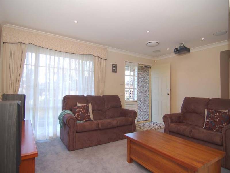 33 Bounty Crescent, Bligh Park NSW 2756