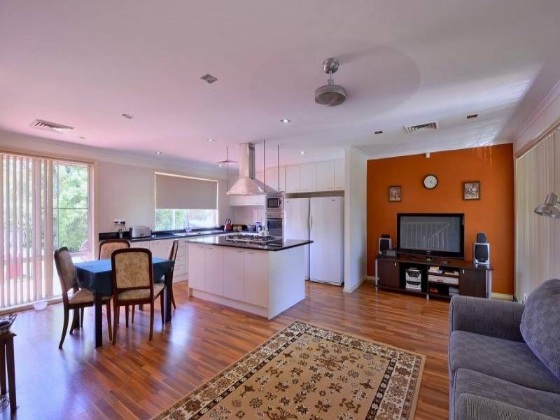 Mcgraths Hill NSW 2756