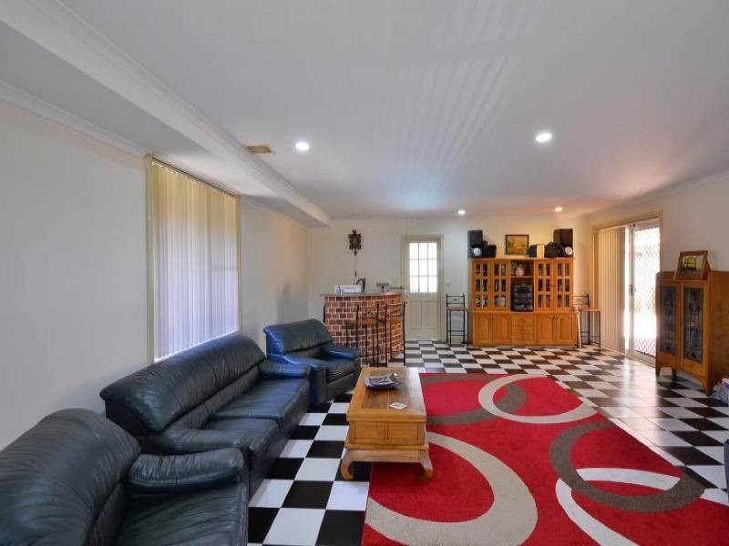 Mcgraths Hill NSW 2756