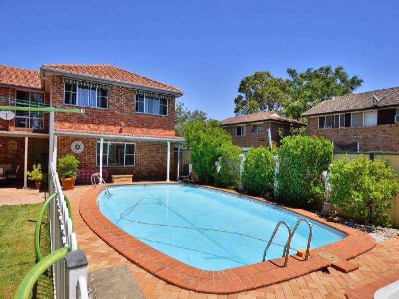 Mcgraths Hill NSW 2756